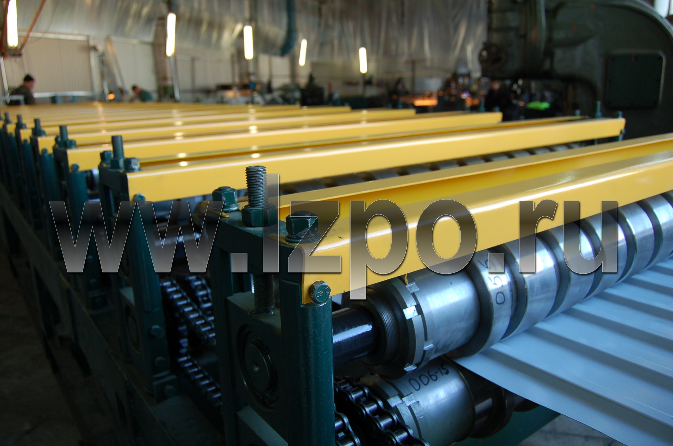 Комплект серийного промышленного оборудования для изготовления и выпуска профнастила С20